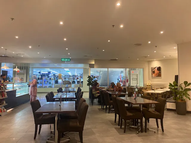 Secret Recipe Subang Parade