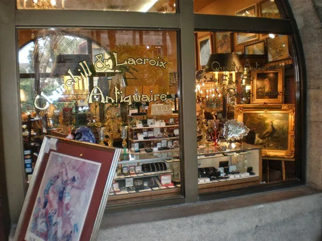 Churchill & Lacroix, Antiquaire