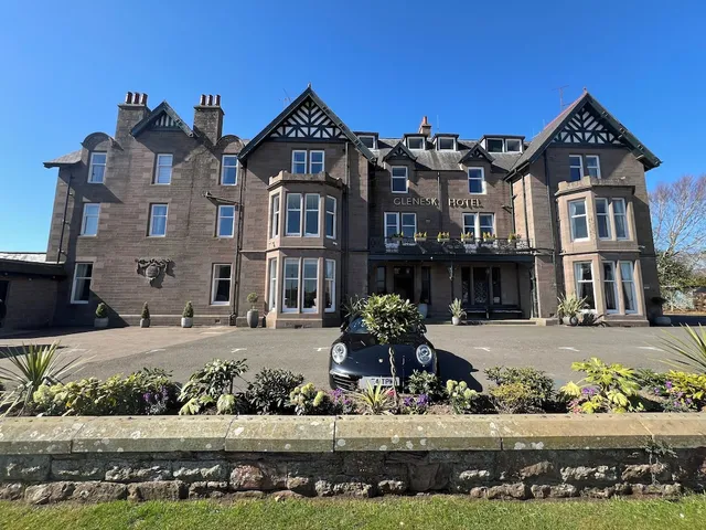 Glenesk Hotel