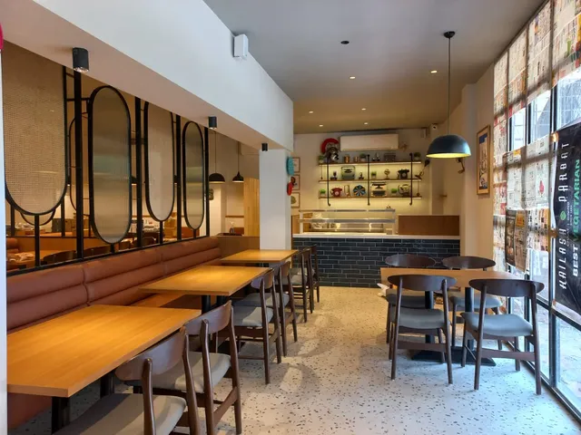 Kailash Parbat- Pure Vegetarian Restaurant Vijaywada