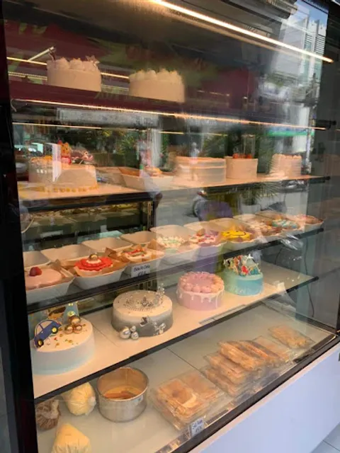 Tiệm bánh Dê Núi - Bánh kem SINH NHẬT theo yêu cầu