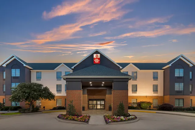 Best Western Plus Executive Hotel & Suites