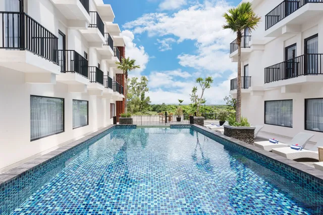 Swiss-Belcourt Lombok