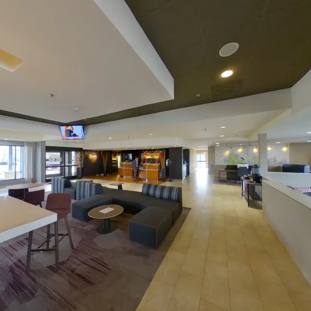 The Bistro - Eat. Drink. Connect.®