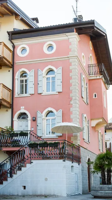 B & B Ginger and Lemon