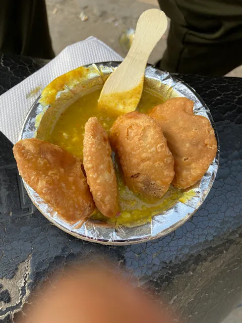 Shahi Kachori Wale