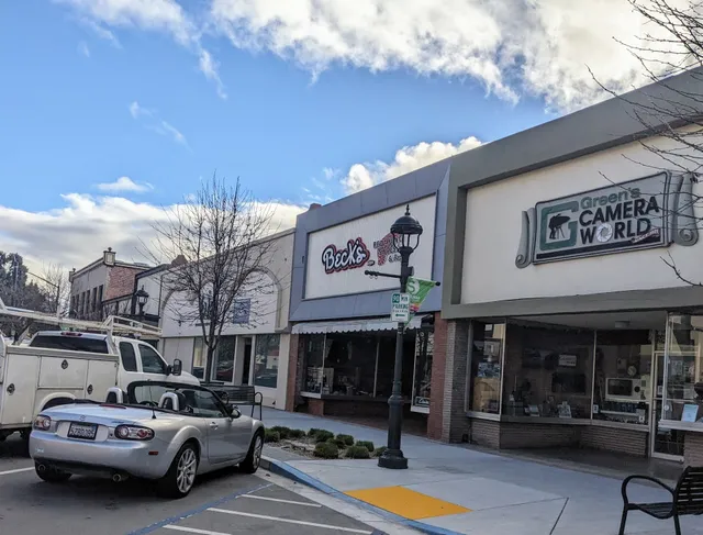 Green's Camera World