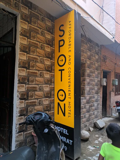 SPOT ON Hotel Samrat