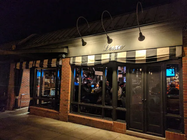Luxe Bar & Grill