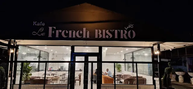 Le French Bistro