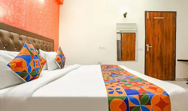 Via Mirage, Hotel in Mahipalpur, Delhi