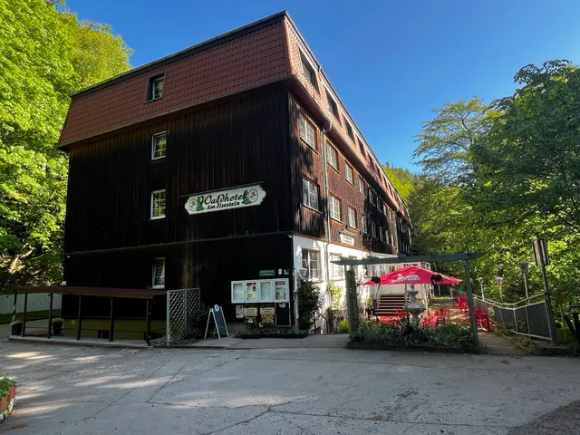 Waldhotel "Am Ilsestein" - HWH GmbH
