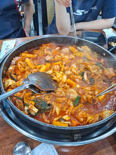 내동춘천닭갈비