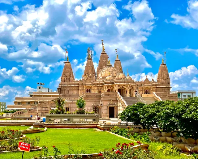 BAPS Shri Swaminarayan Temple