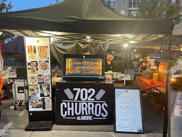 702 Churros & More
