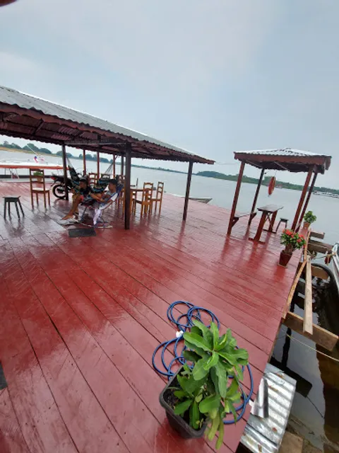 Flutuante Pai D'égua