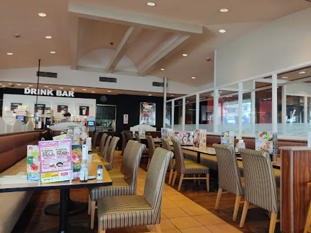 ガスト 八王子宇津木店