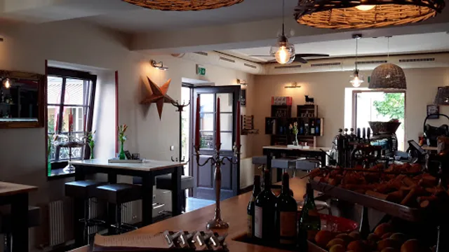 Tapeo - Tapas Y Vino