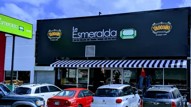 Panadería y Repostería La Esmeralda