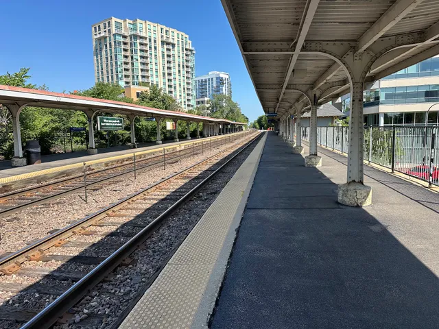 Davis Street/Evanston