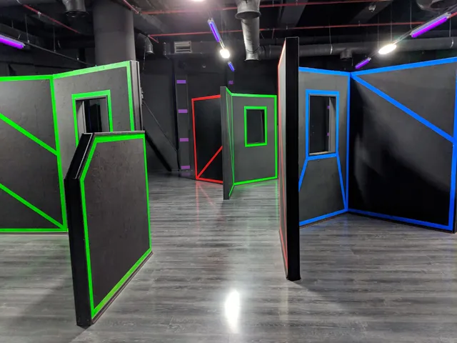 Light Strike Tiranë