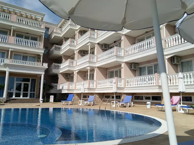 Perla Del Mar Aparthotel