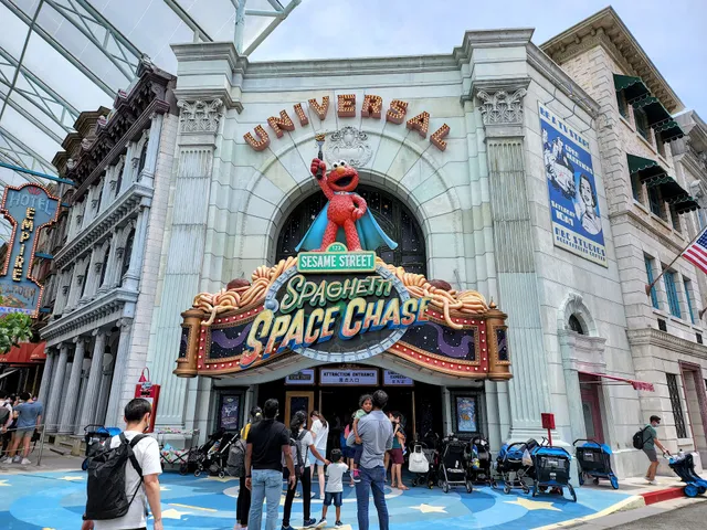 Sesame Street Spaghetti Space Chase