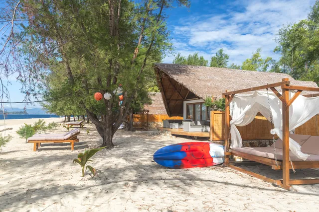 Saronde Island Resort