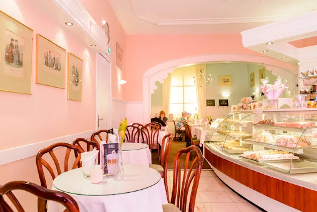 Banketbakkerij-Tearoom H. van Haaren