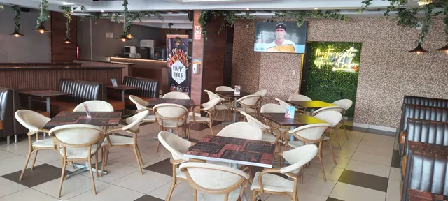 Los Toneles | Centennial