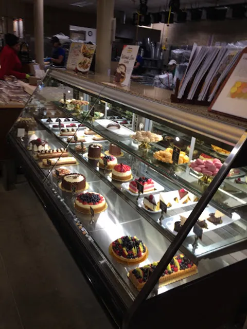 Wegmans Market Café