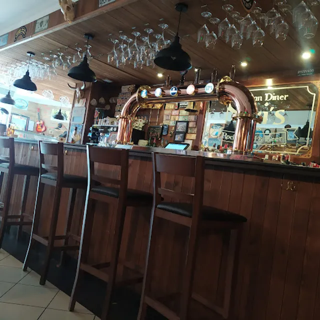 Niki's American Diner