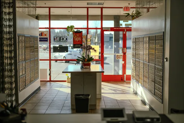 Pony Express Mail & Business Center