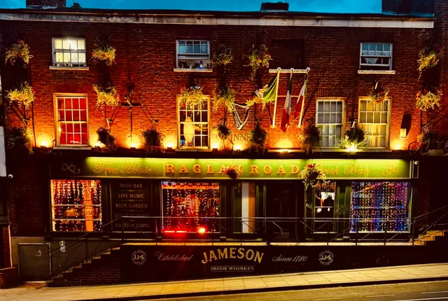 Raglan Road Irish Bar
