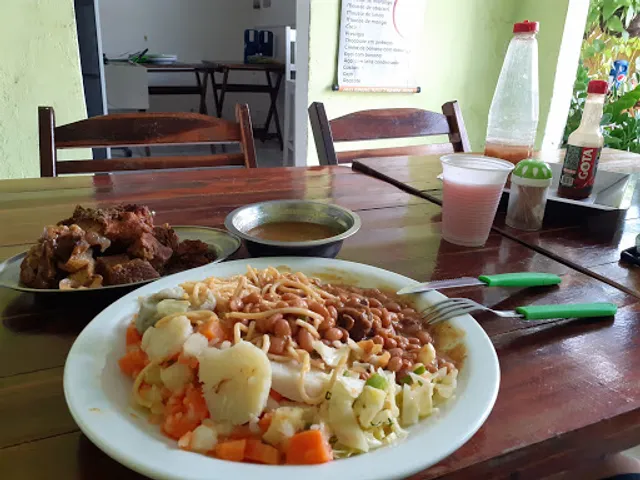 Panela Velha Refeições