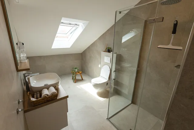 Rooms and Apartment Perak