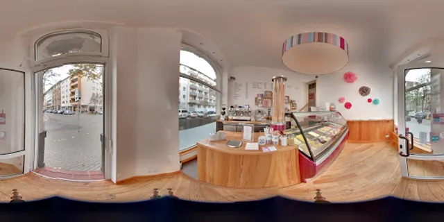 N'Eis - Das Neustadteis am Gartenfeldplatz