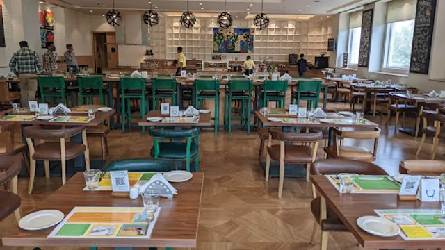 Citrus Cafe by Lemon Tree