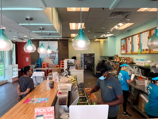 Tropical Smoothie Cafe