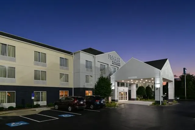 Fairfield by Marriott Inn & Suites Charlotte Arrowood