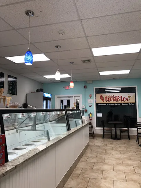 Scoopin' Ice Cream Shop