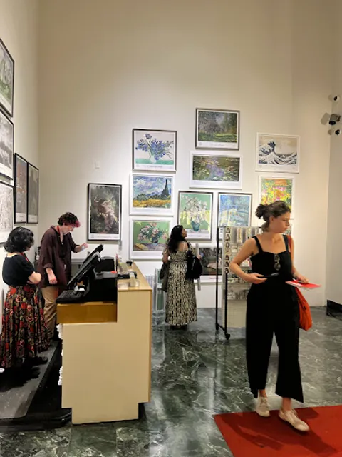 The Metropolitan Museum of Art Store