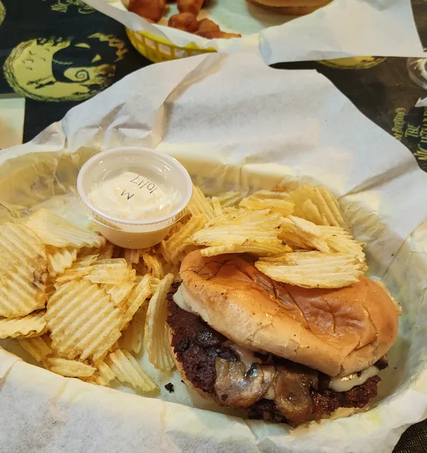 Giddy Up Bar and Grill