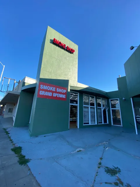 San Carlos smoke shop