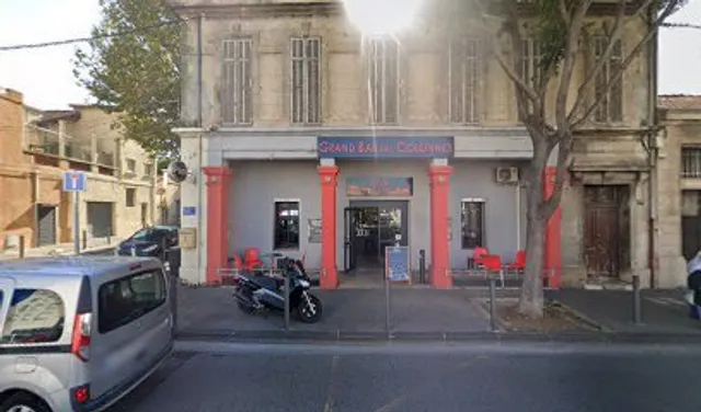 Grand Bar Des Colonnes