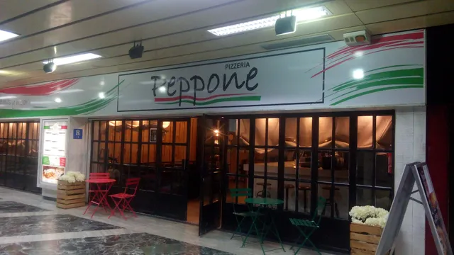 Centro Comercial Independencia "El Caracol"