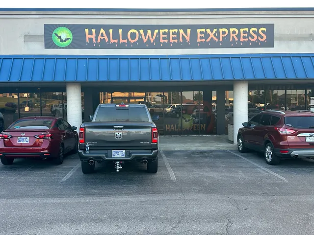 Halloween Express Nashville