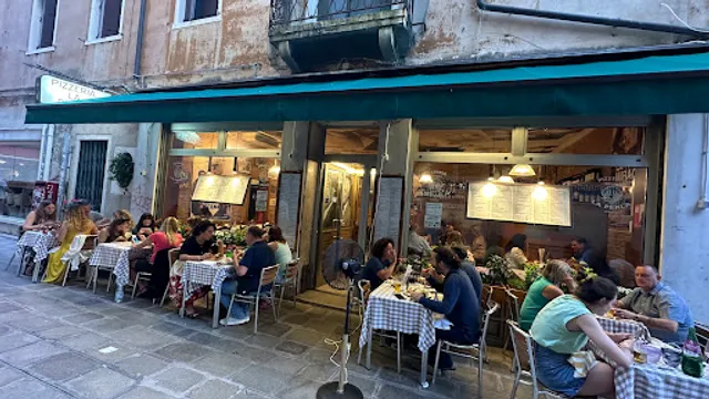 Trattoria - Pizzeria La Perla Venezia