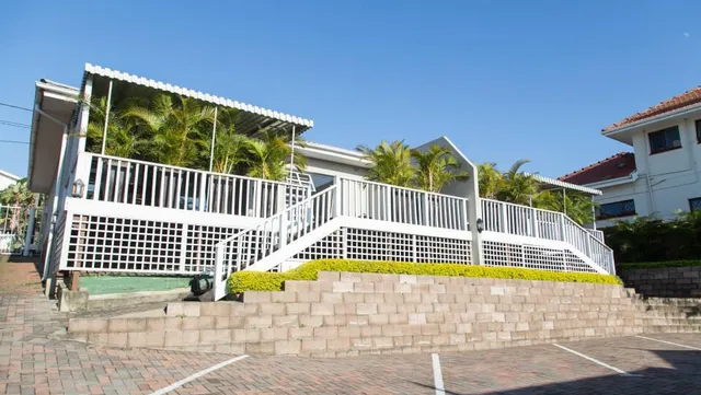 Nahoon Beach Villas Self Catering Apartments