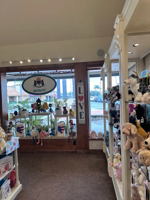 Deckers Fine Gifts & Collectibles